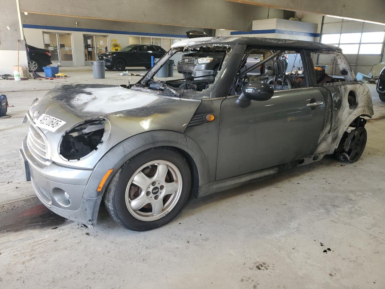 2010 MINI Cooper - Image 1