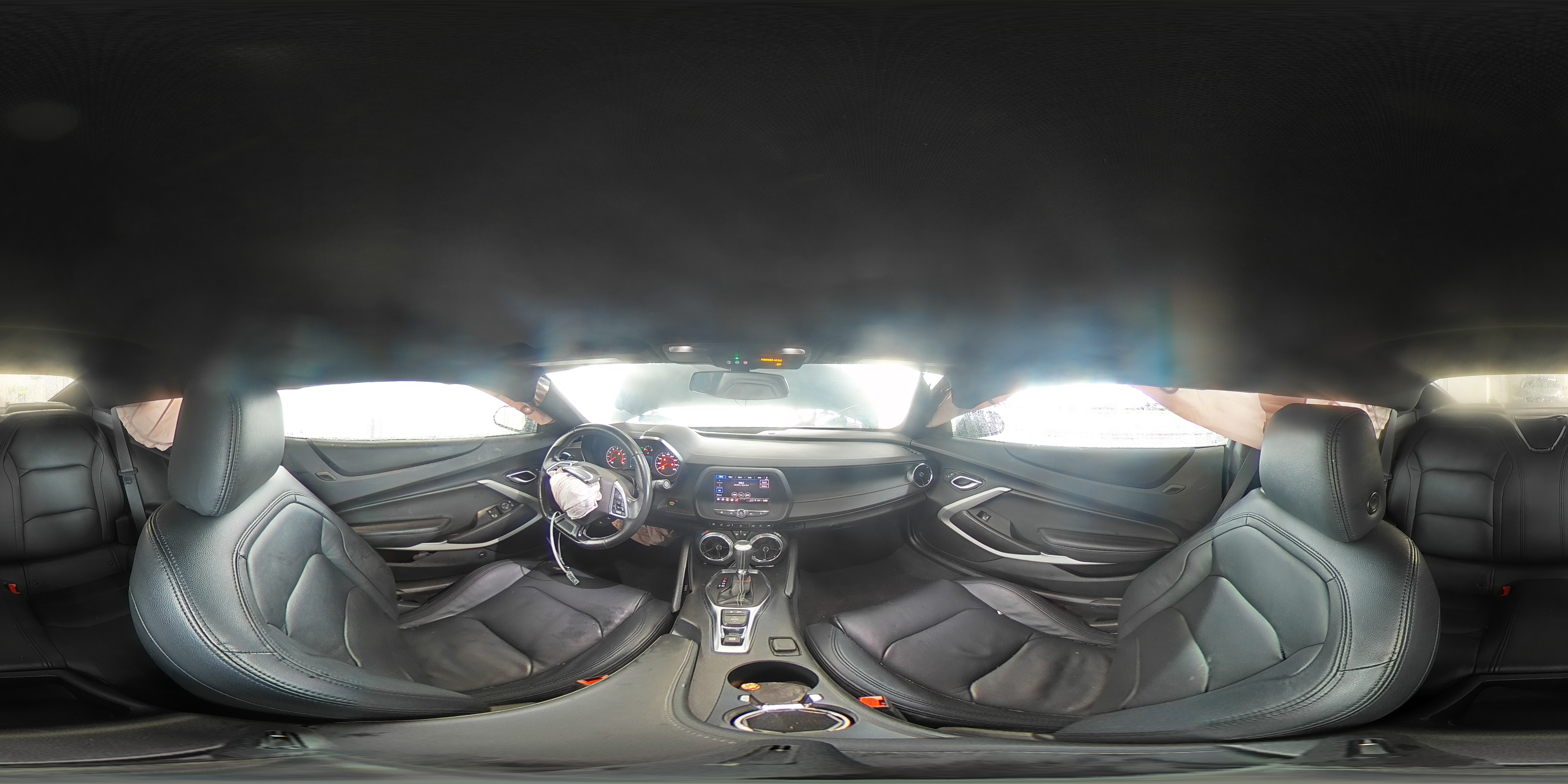 2021 Chevrolet Camaro - Image 12