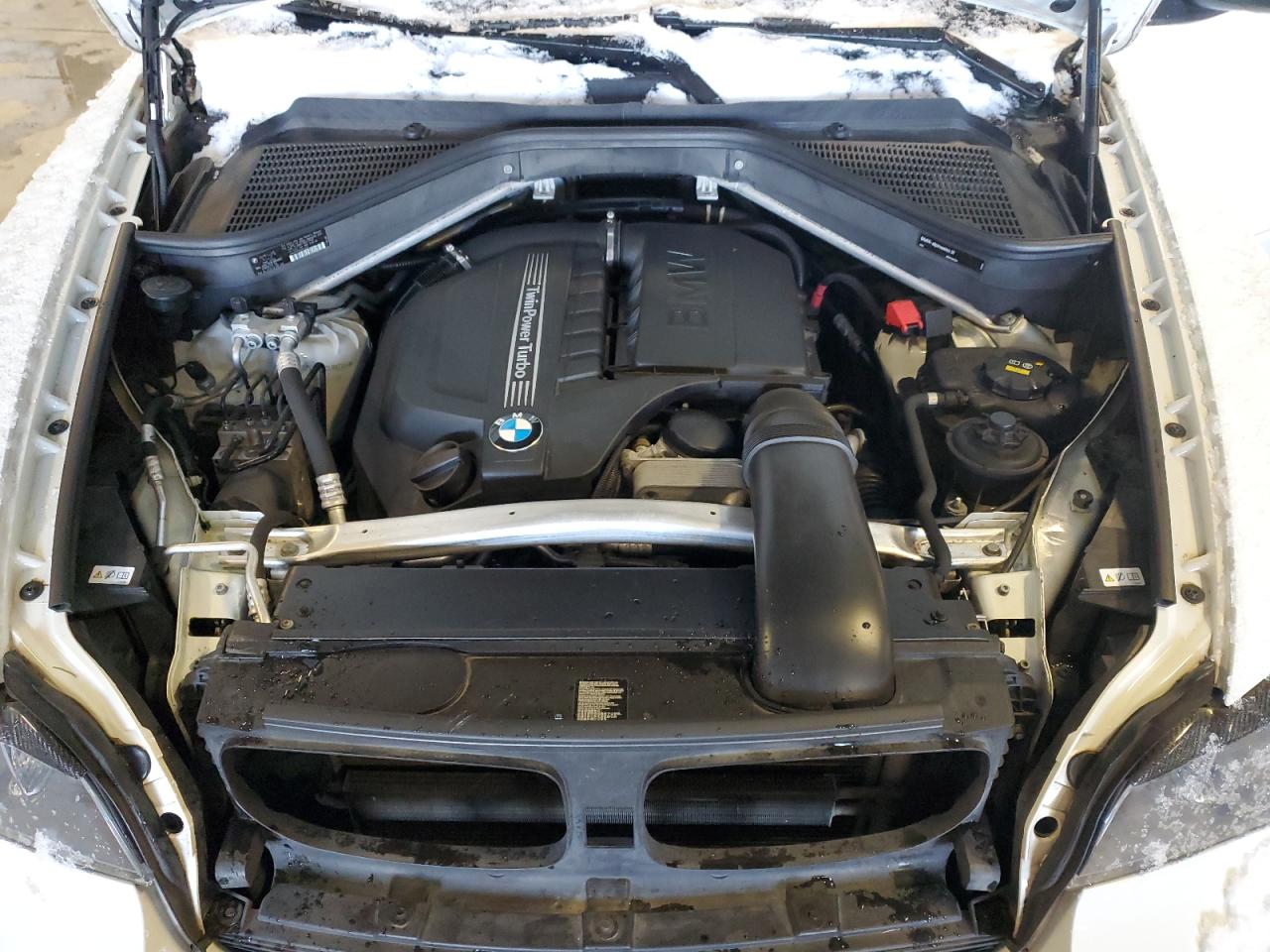 2012 BMW X5 - Image 12