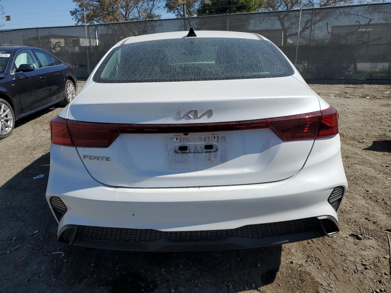 2024 Kia Forte - Image 6