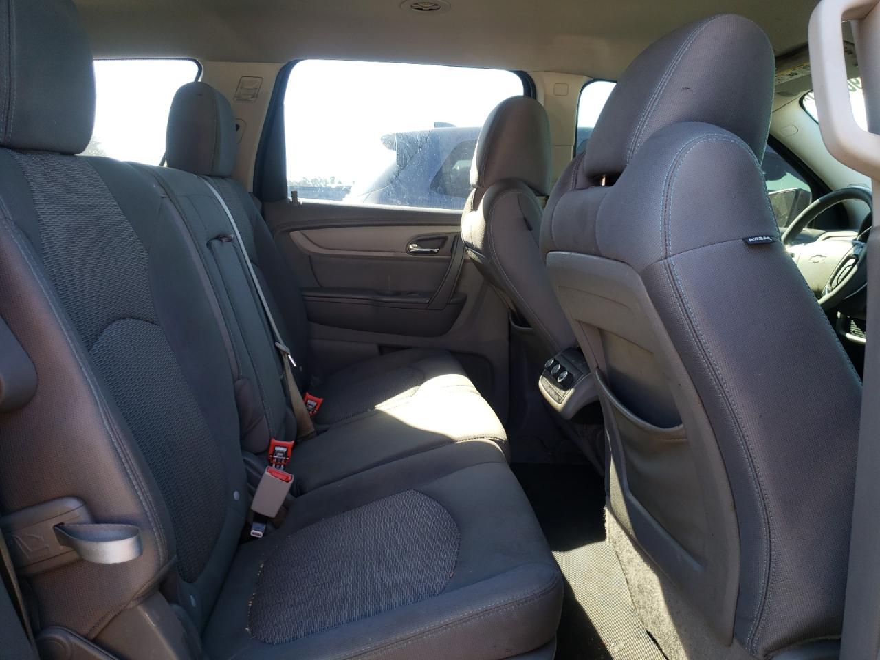 2013 Chevrolet Traverse - Image 11