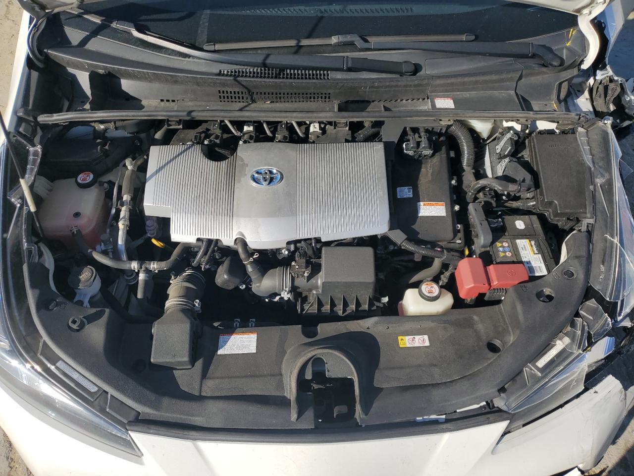 2019 Toyota Prius - Image 12