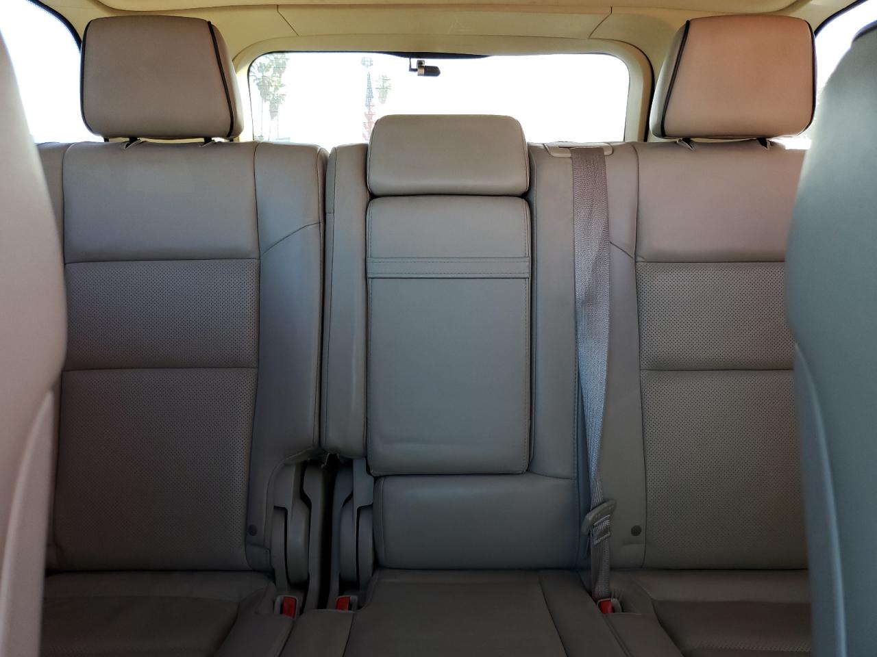 2015 Jeep Grand Cherokee - Image 10