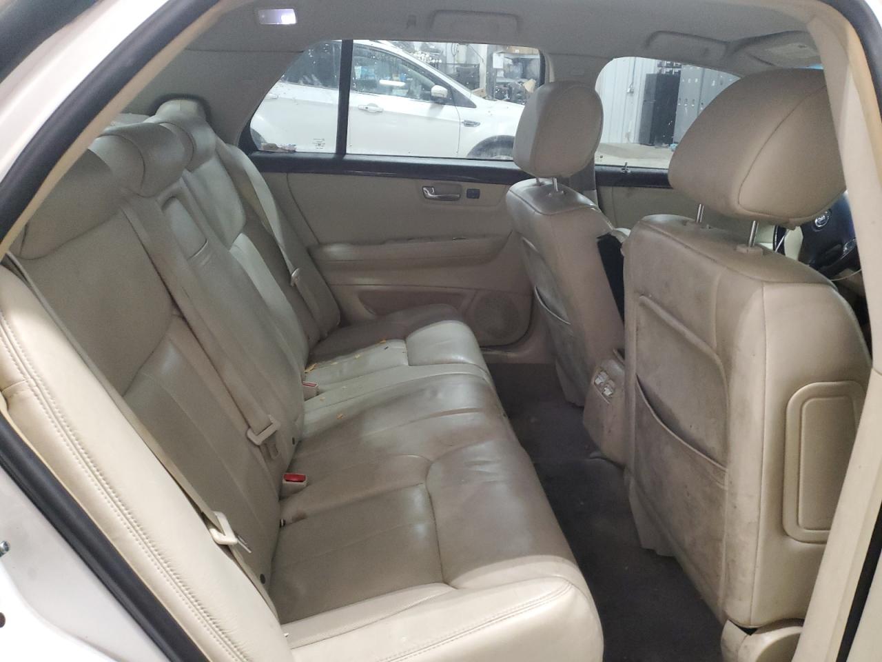2008 Cadillac DTS - Image 10