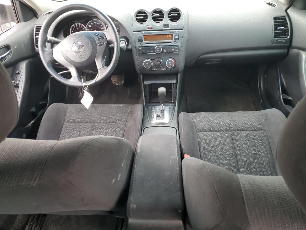 2012 Nissan Altima - Image 8