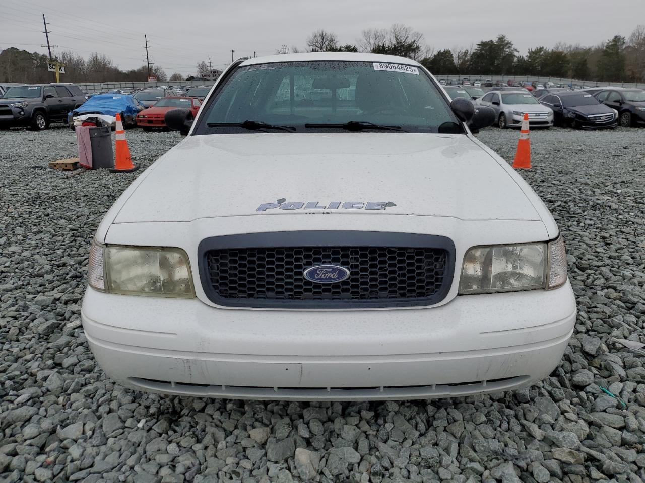 2011 Ford Crown Victoria - Image 5