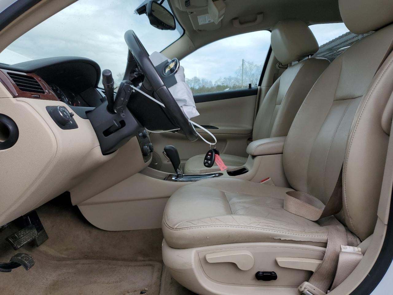 2011 Chevrolet Impala - Image 7