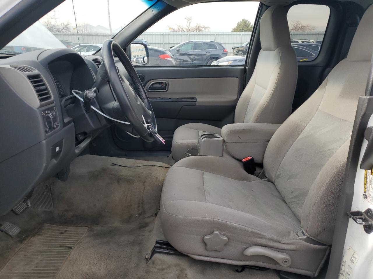 2004 Chevrolet Colorado - Image 7