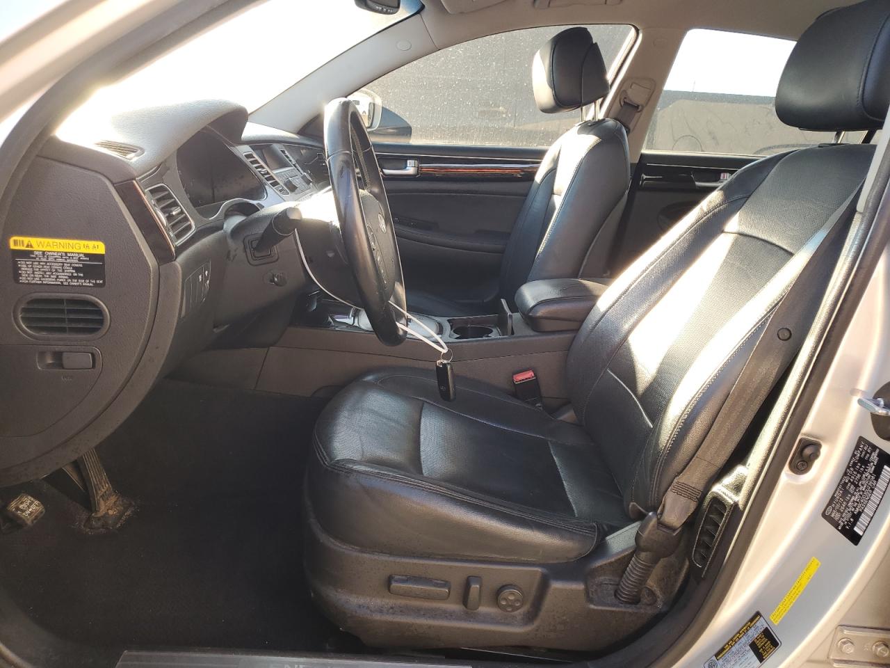 2013 Hyundai Genesis - Image 7