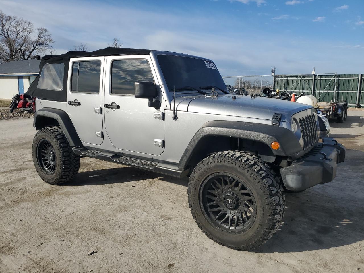 2016 Jeep Wrangler - Image 4