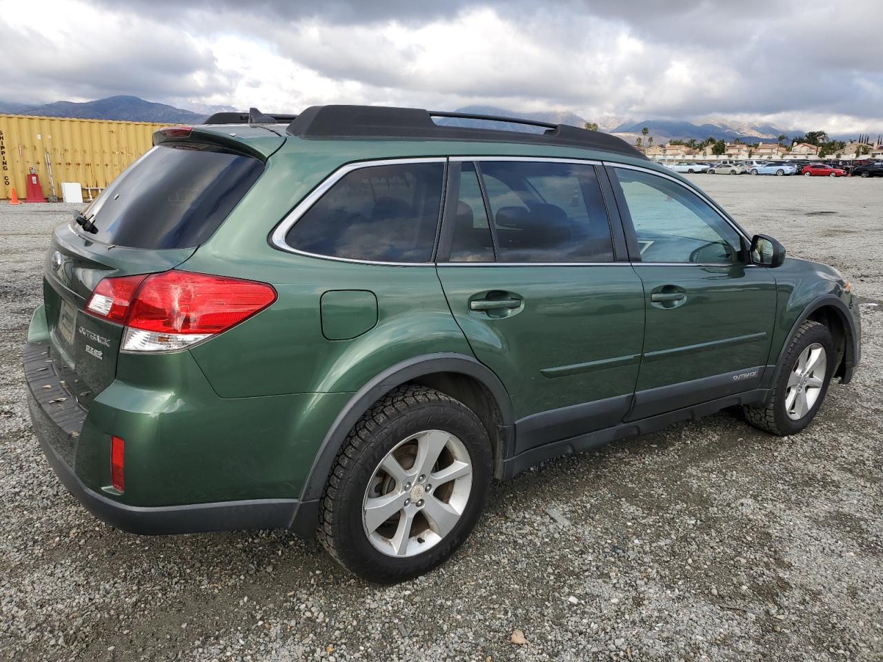 2014 Subaru Outback - Image 3