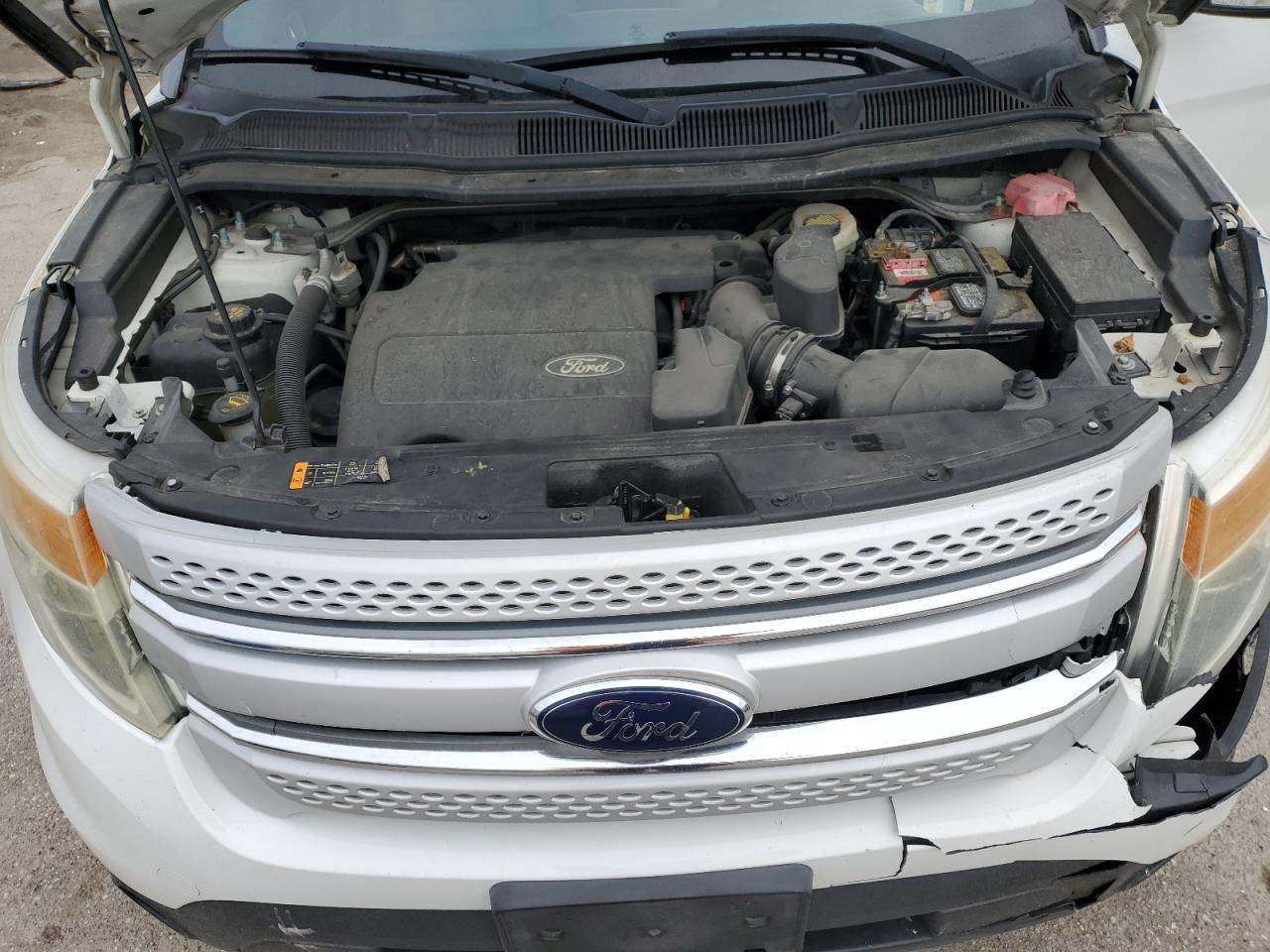 2013 Ford Explorer - Image 12