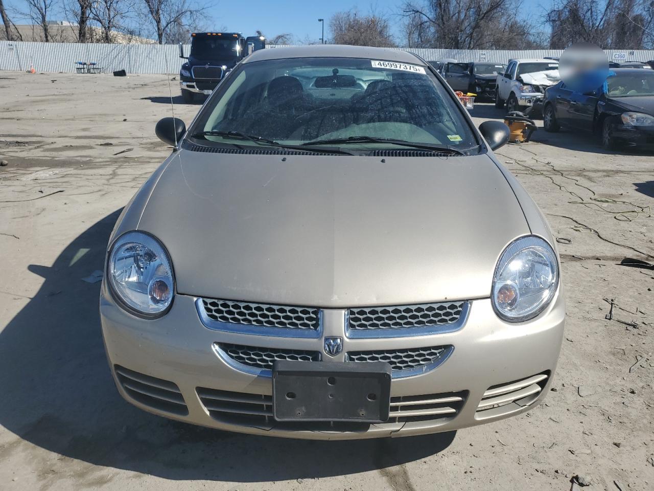 2003 Dodge Neon - Image 5