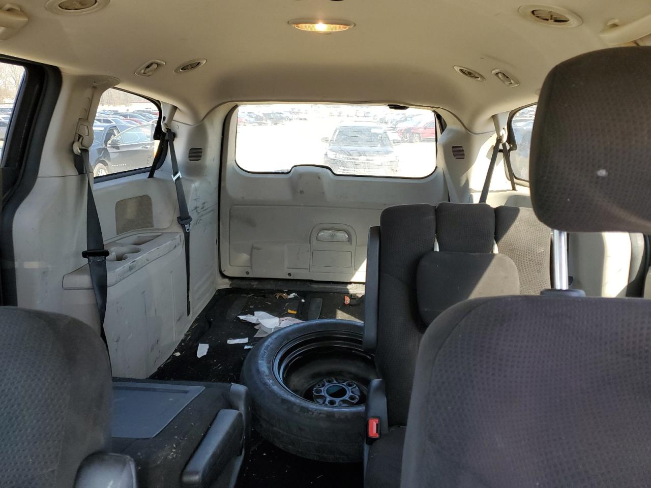 2013 Dodge Caravan - Image 10