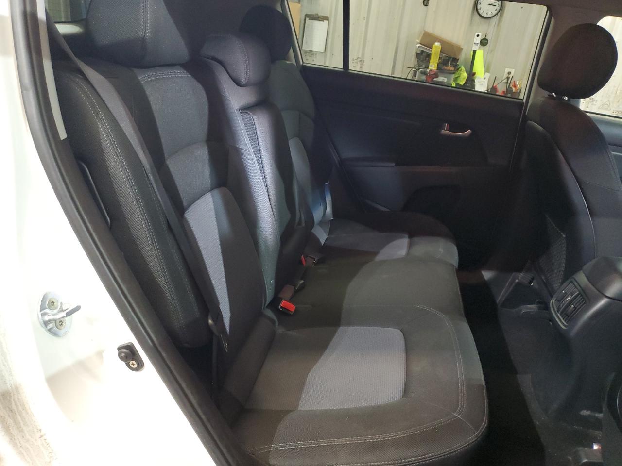 2016 Kia Sportage - Image 11