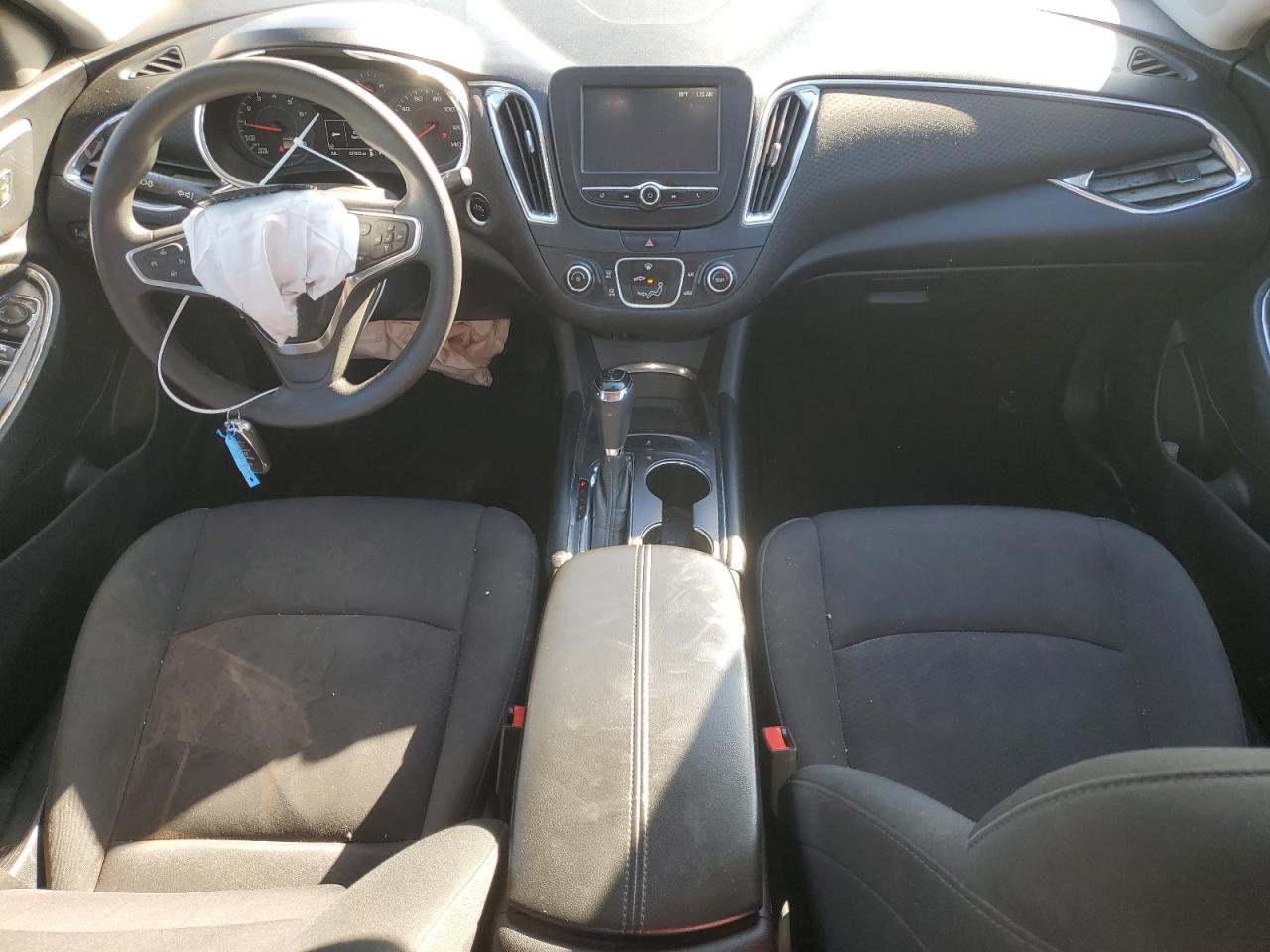 2018 Chevrolet Malibu - Image 8
