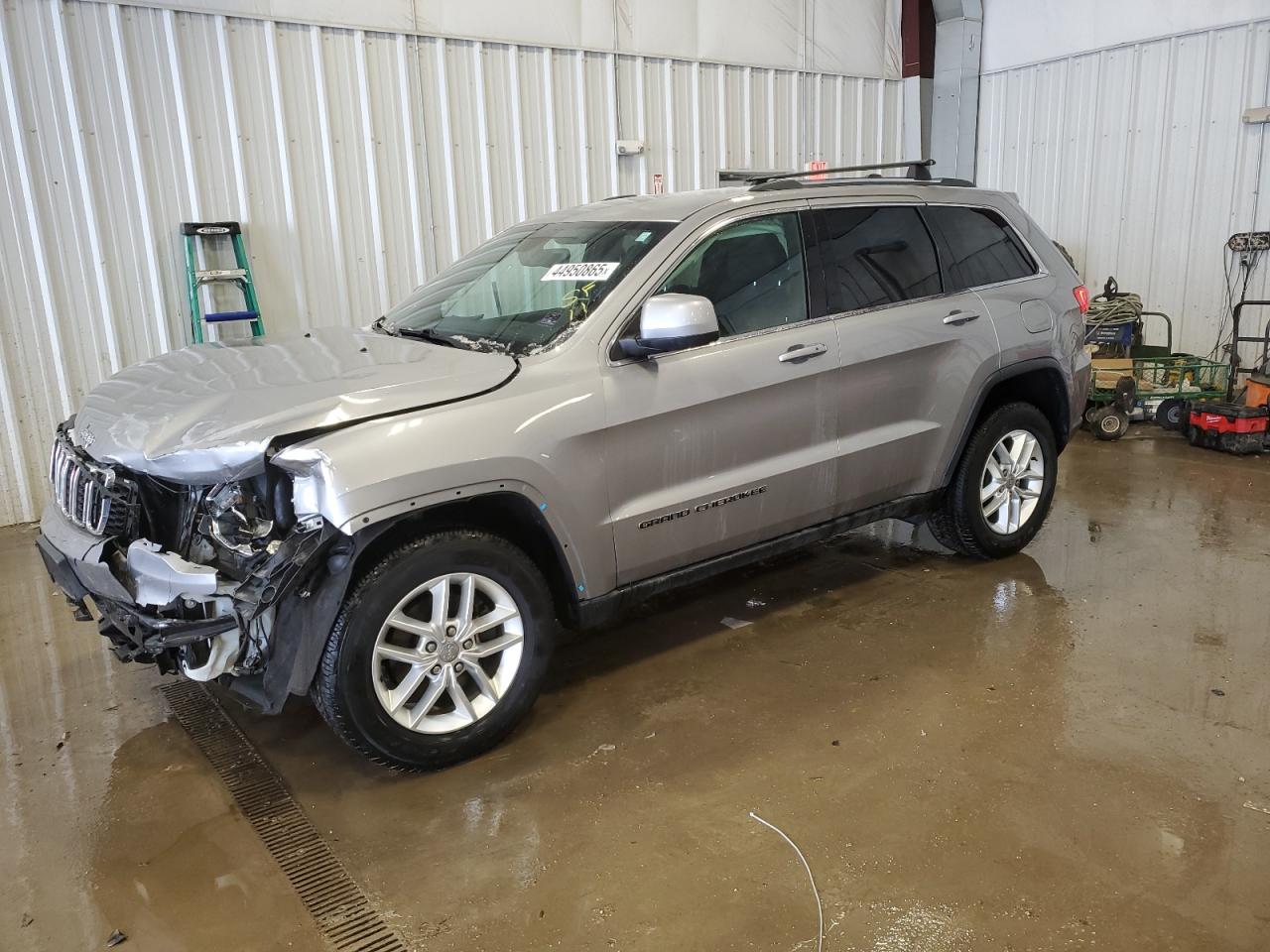 2017 Jeep Grand Cherokee - Image 1