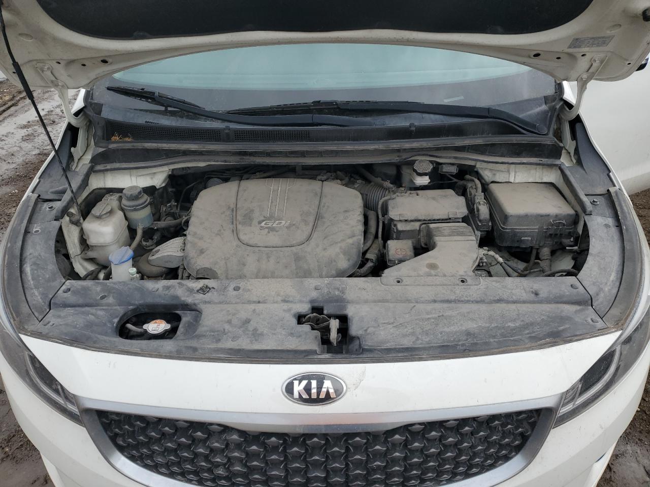2016 Kia Sedona - Image 12