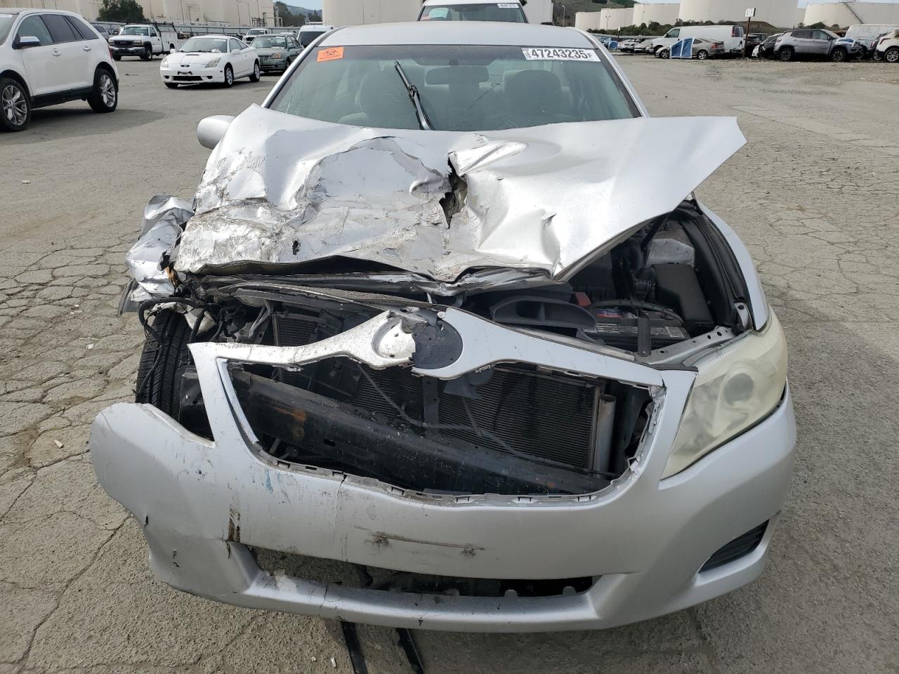 2011 Toyota Camry - Image 5