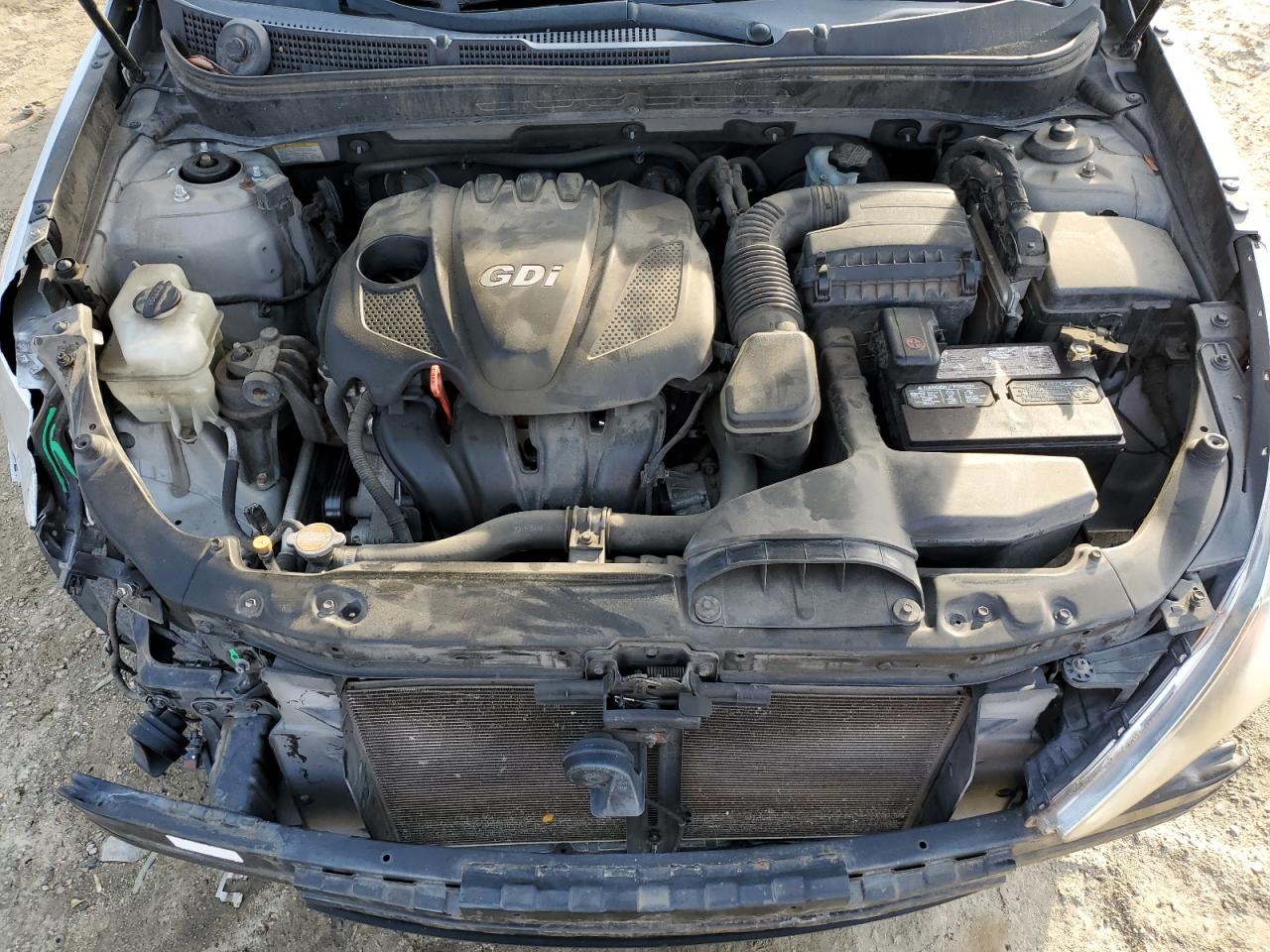2011 Hyundai Sonata - Image 11
