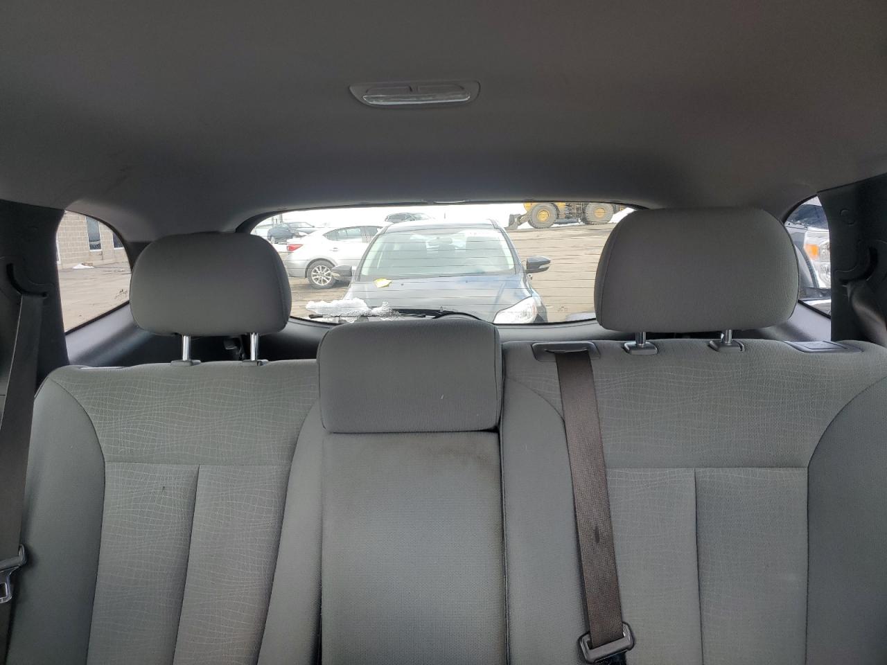 2012 Hyundai Santa Fe - Image 10