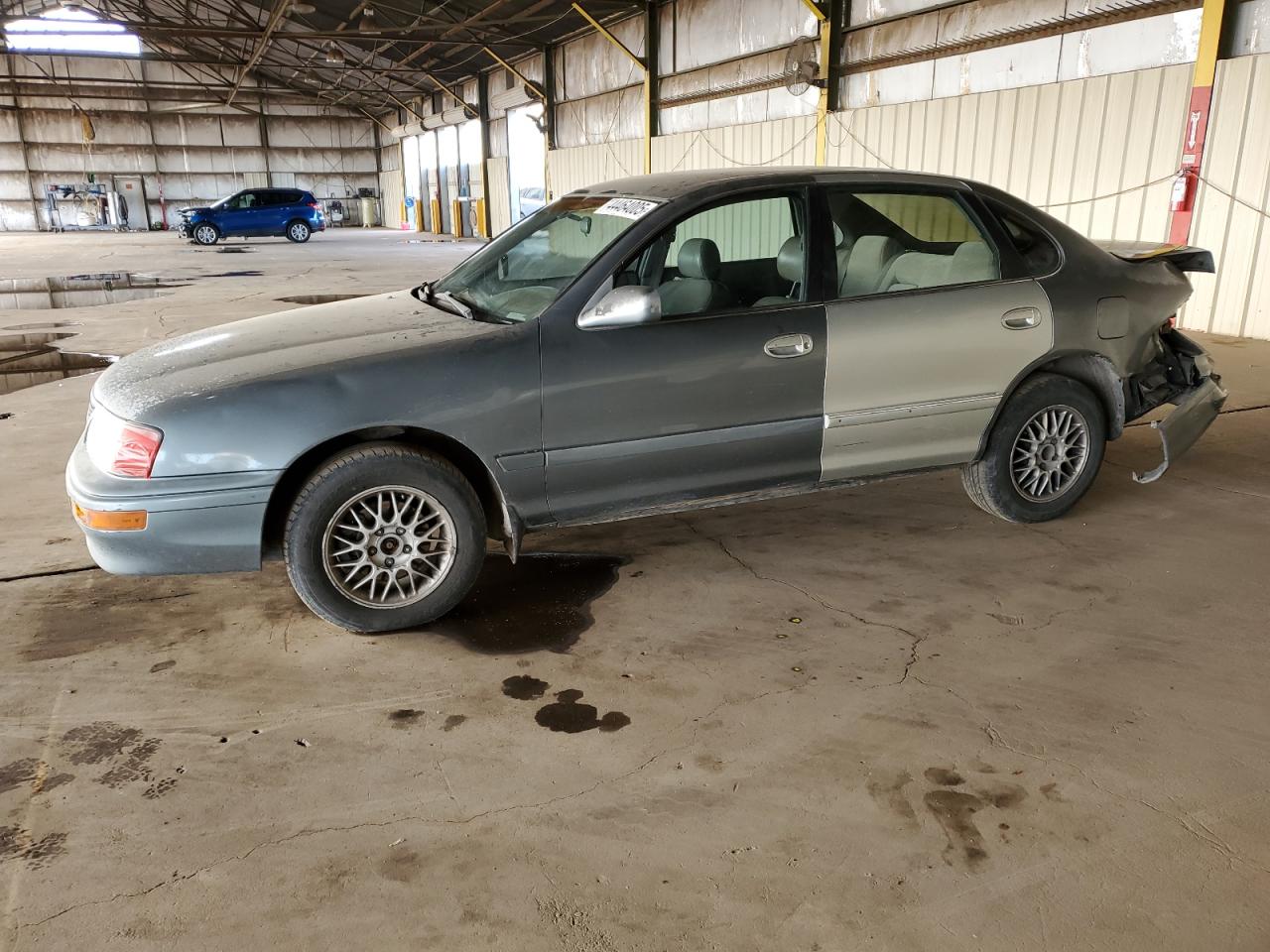 1997 Toyota Avalon - Image 1