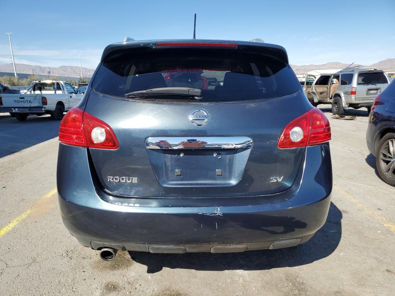 2013 Nissan Rogue - Image 6
