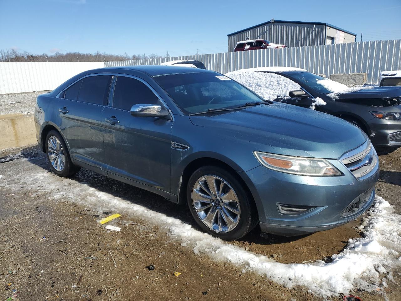 2010 Ford Taurus - Image 4