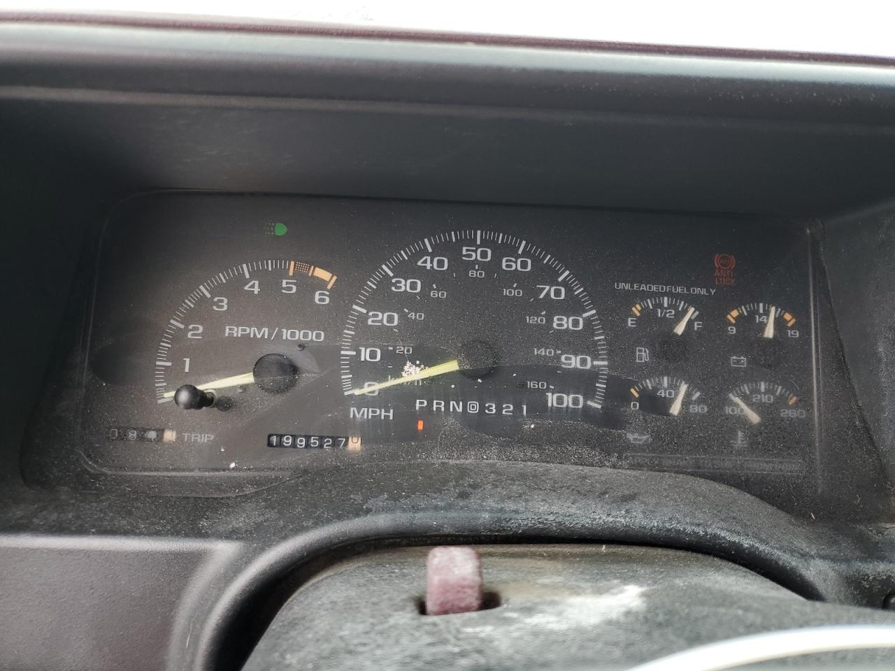 1996 Chevrolet GMT-400 - Image 9