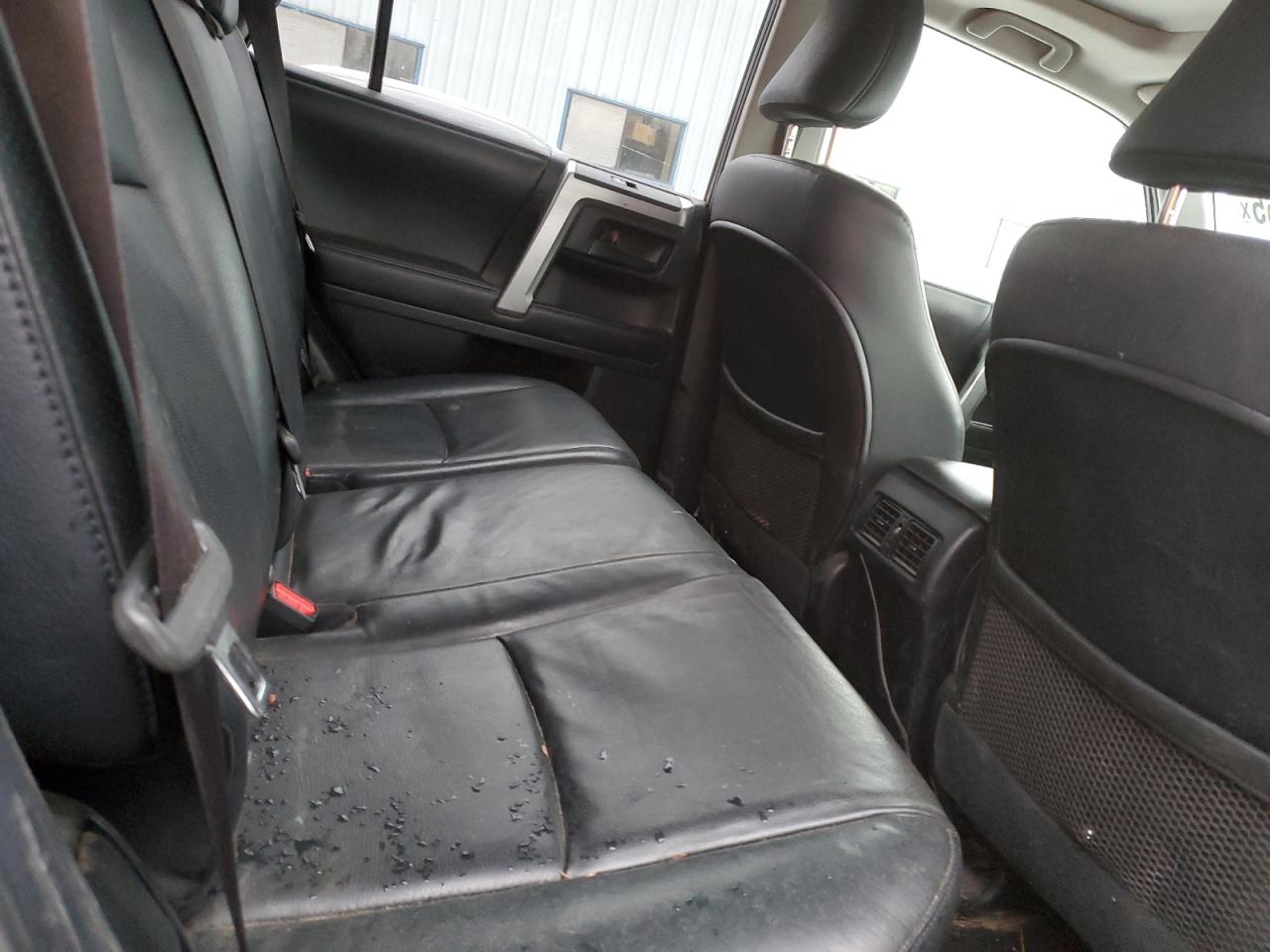 2010 Toyota 4Runner - Image 11