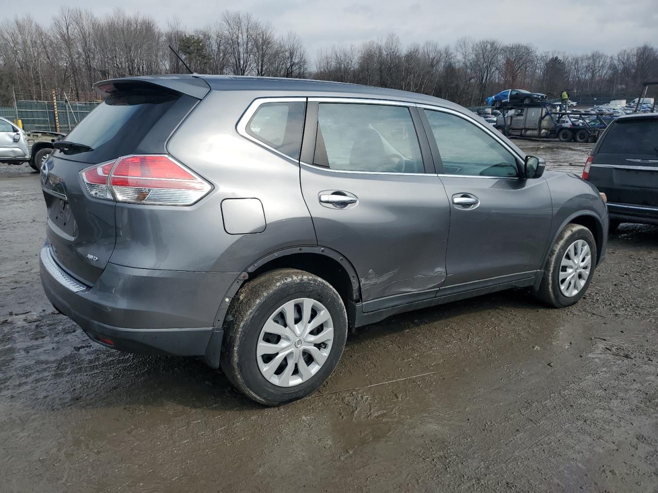 2015 Nissan Rogue - Image 3