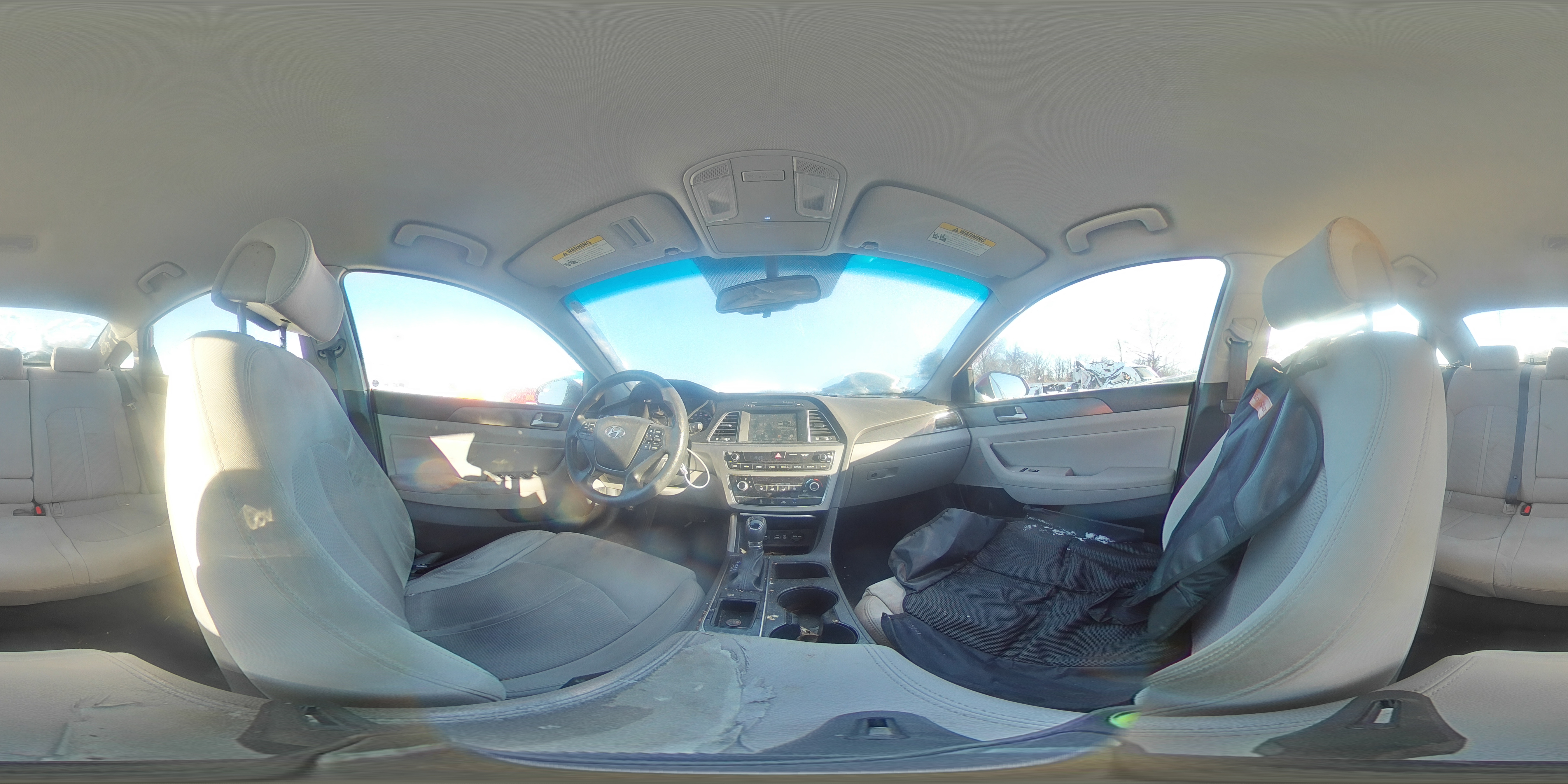 2016 Hyundai Sonata - Image 13