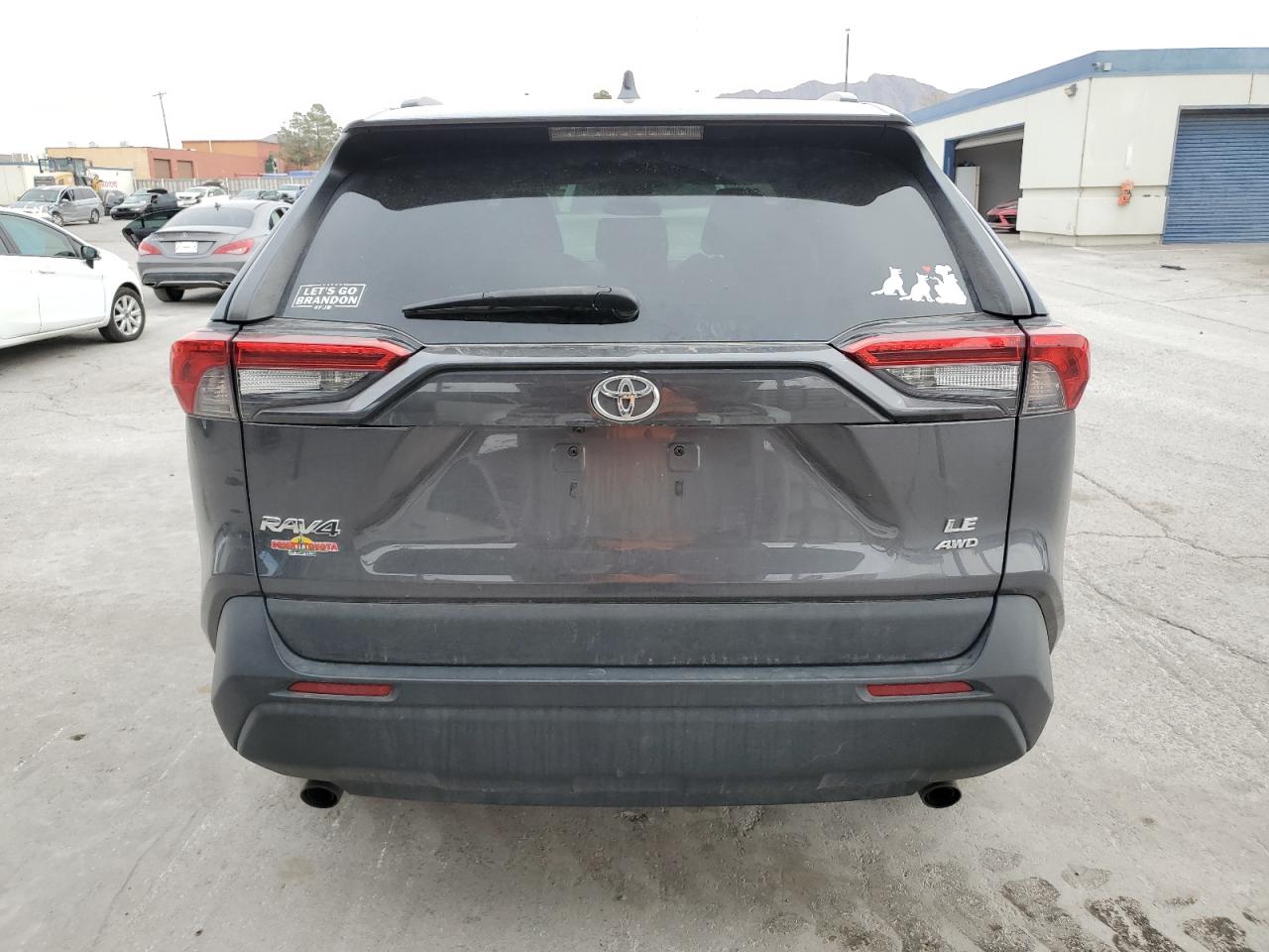 2020 Toyota RAV 4 - Image 6