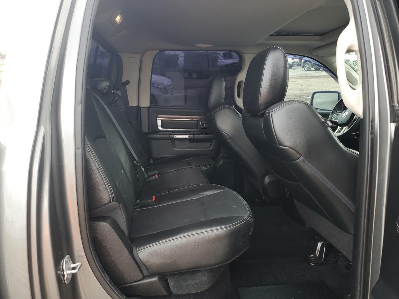 2013 RAM 1500 - Image 10