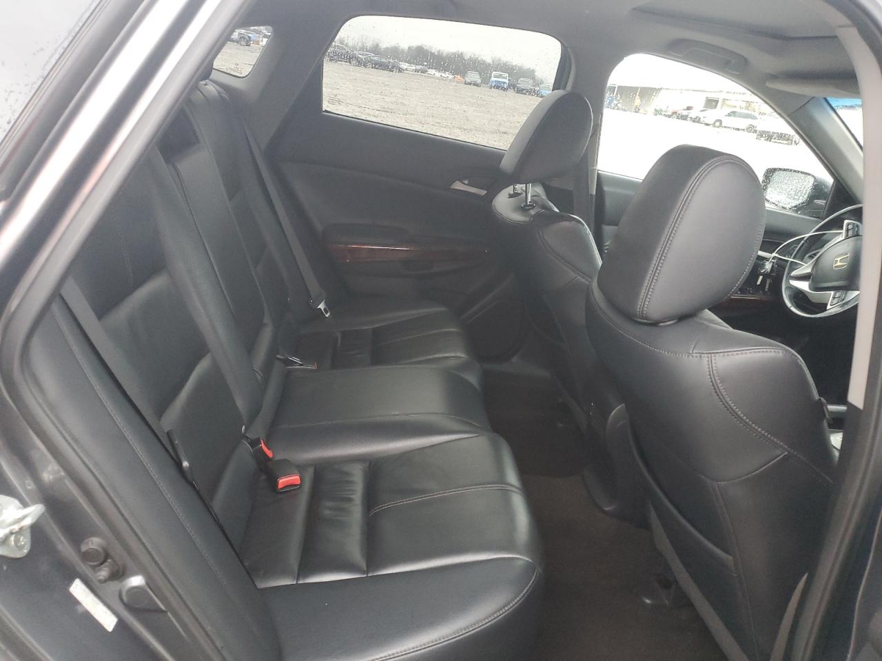 2010 Honda Accord - Image 10