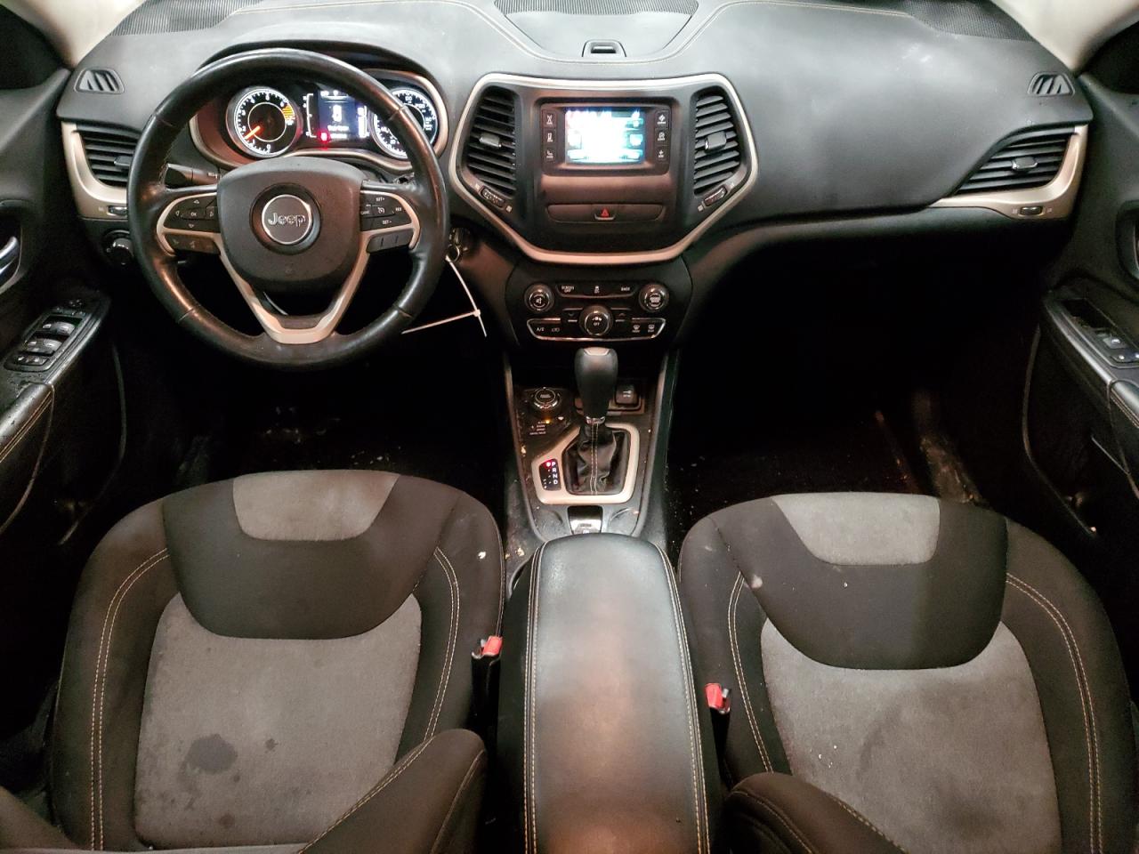 2016 Jeep Grand Cherokee - Image 8