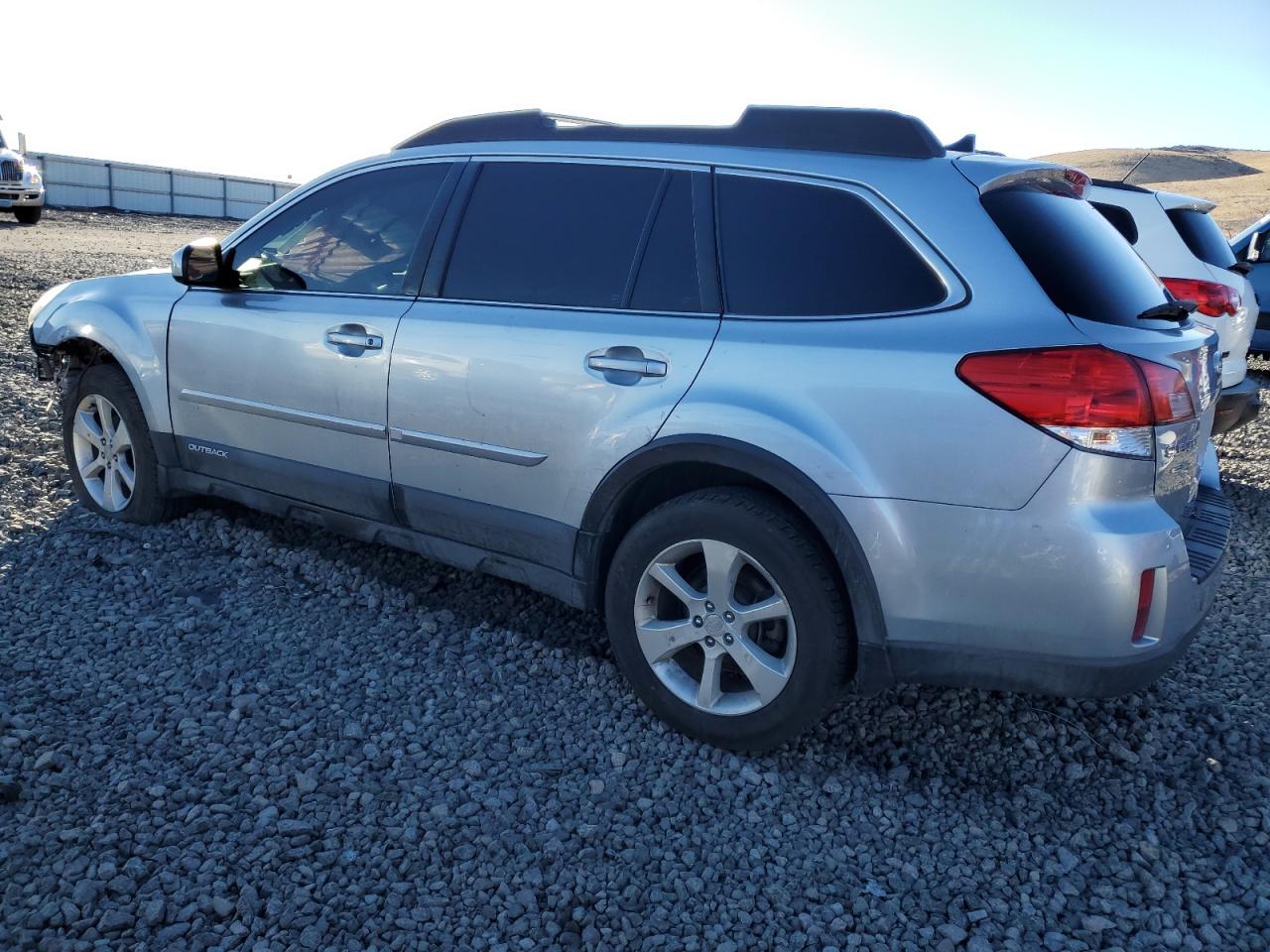 2014 Subaru Outback - Image 2