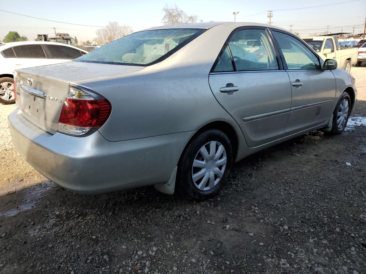2005 Toyota Camry - Image 3