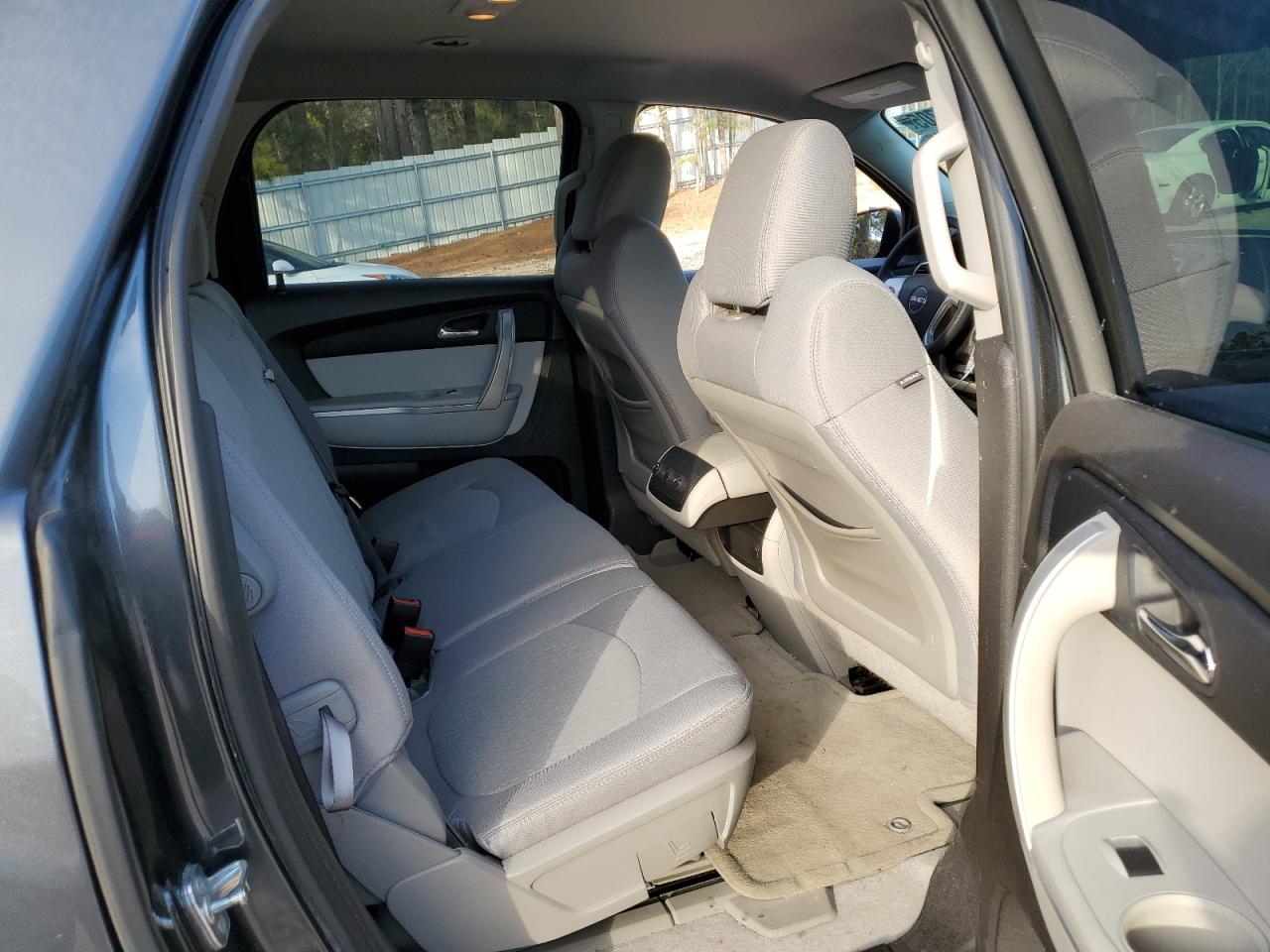 2012 GMC Acadia - Image 11