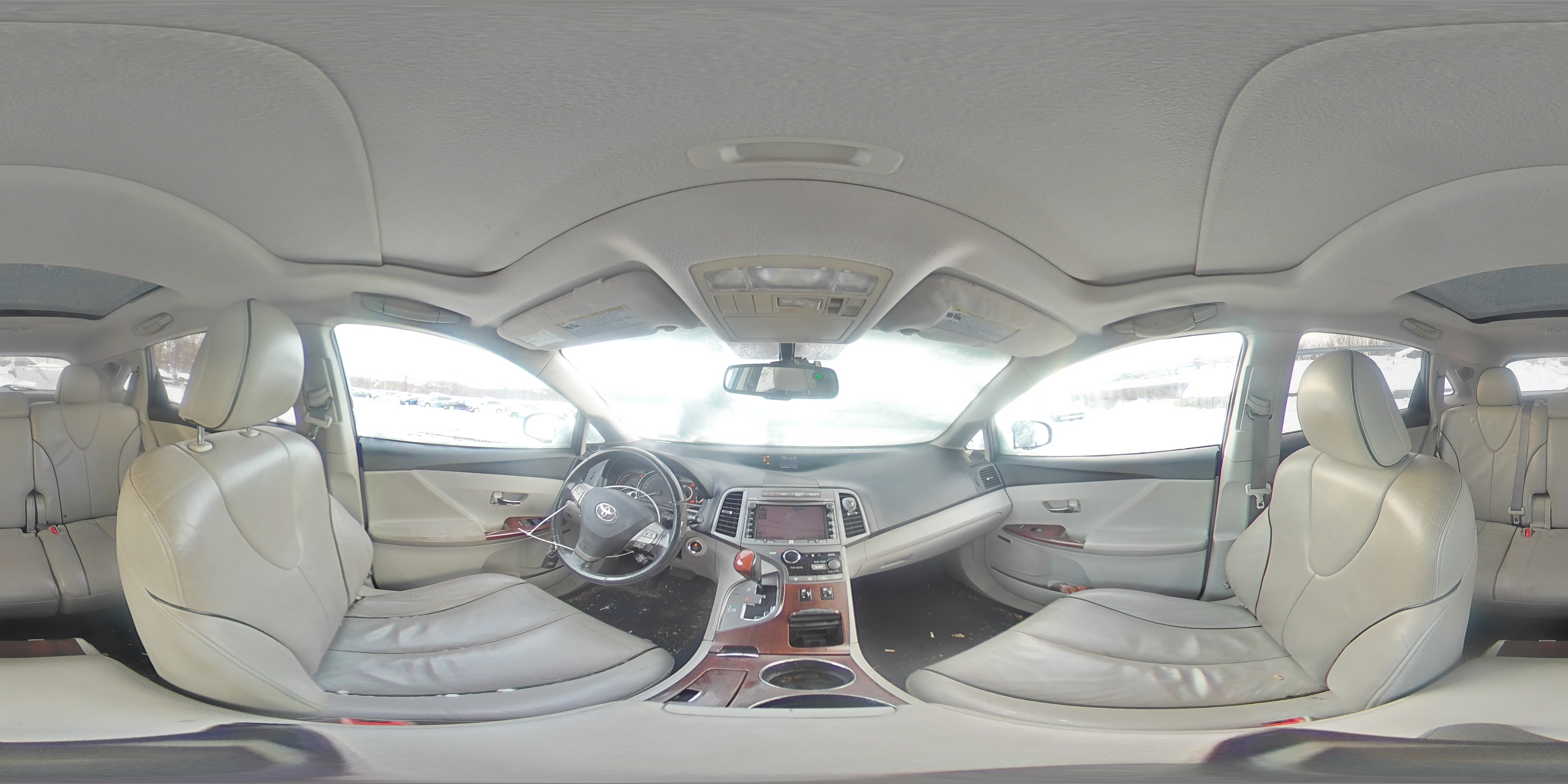 2010 Toyota Venza - Image 14