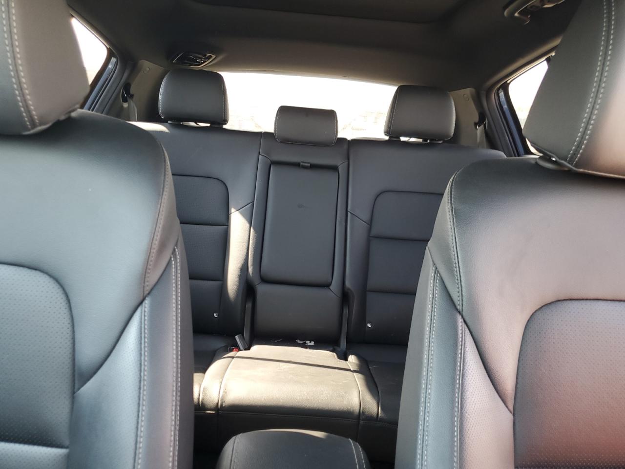 2020 Kia Sportage - Image 10