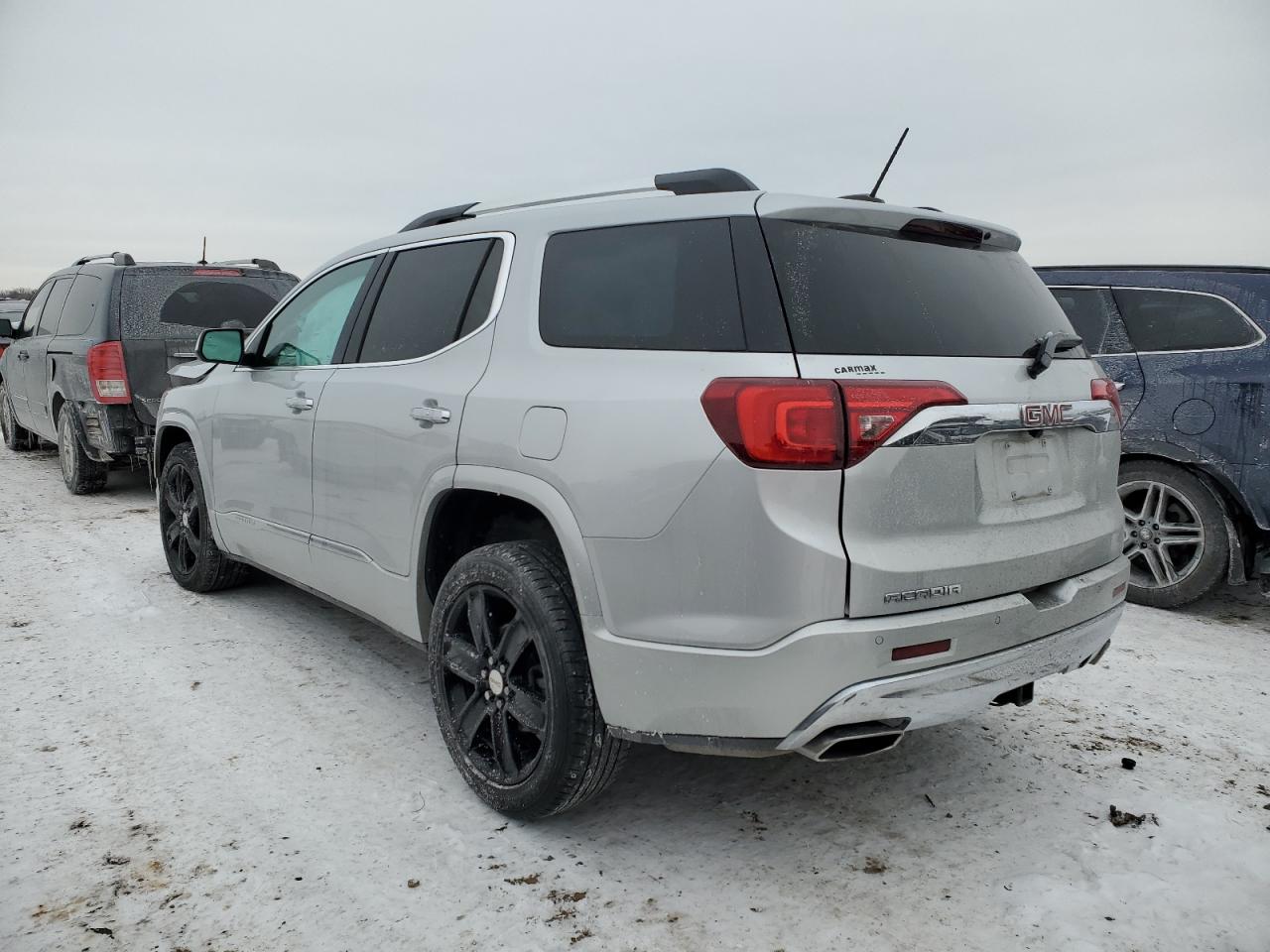 2017 GMC Acadia - Image 2