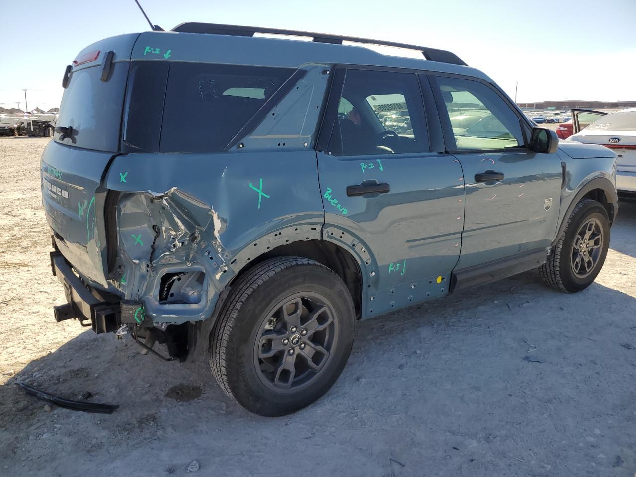 2021 Ford Bronco - Image 3