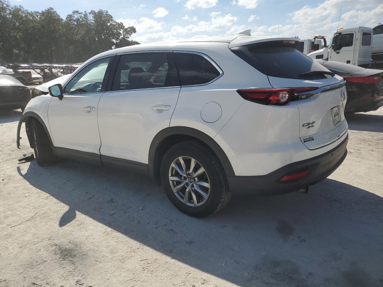 2018 Mazda CX-9 - Image 2