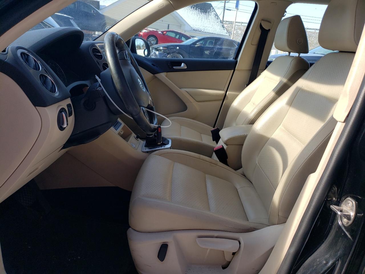 2016 Volkswagen Tiguan - Image 7