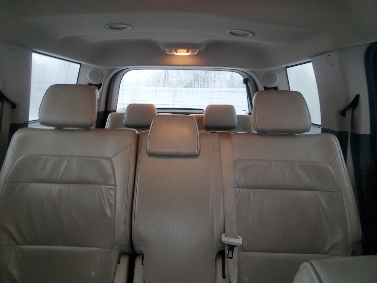 2010 Ford Flex - Image 10