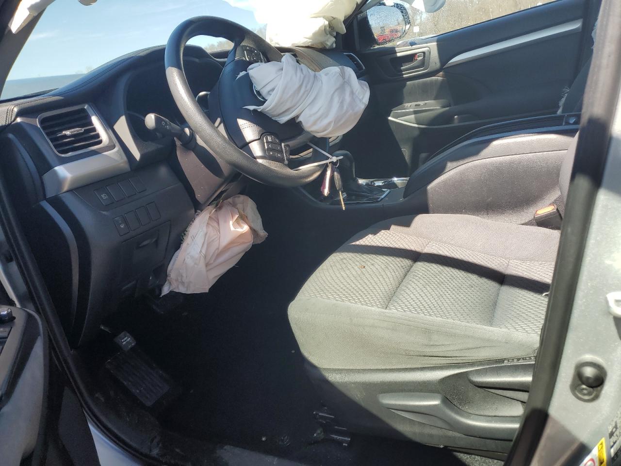 2019 Toyota Highlander - Image 7