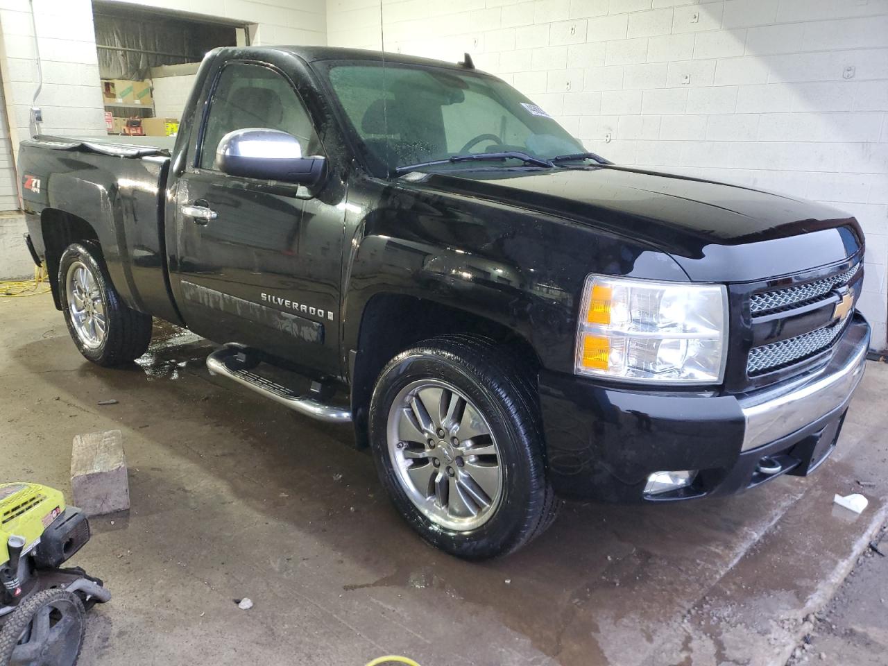 2008 Chevrolet Silverado - Image 4
