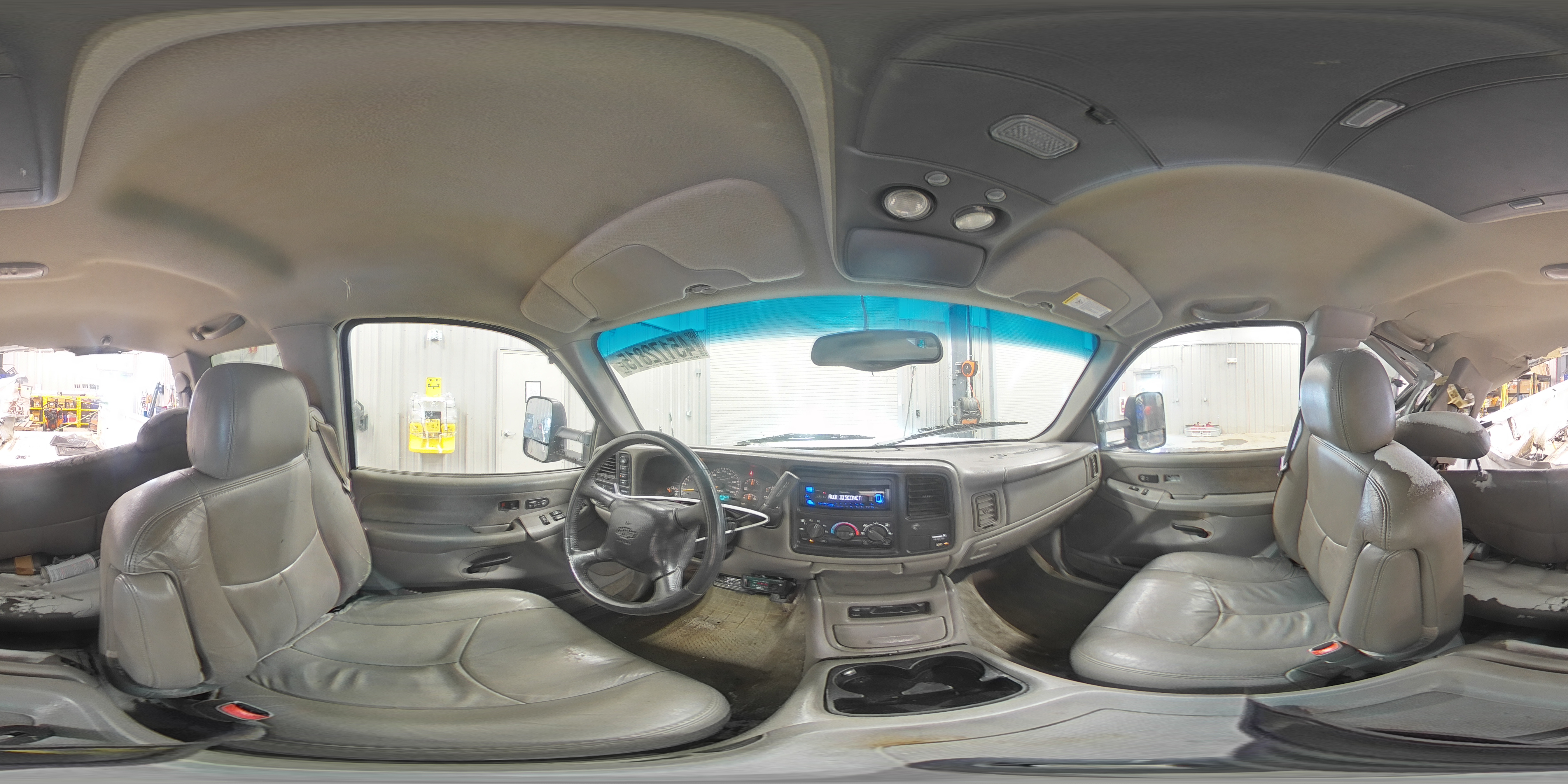 2000 Chevrolet Silverado - Image 12