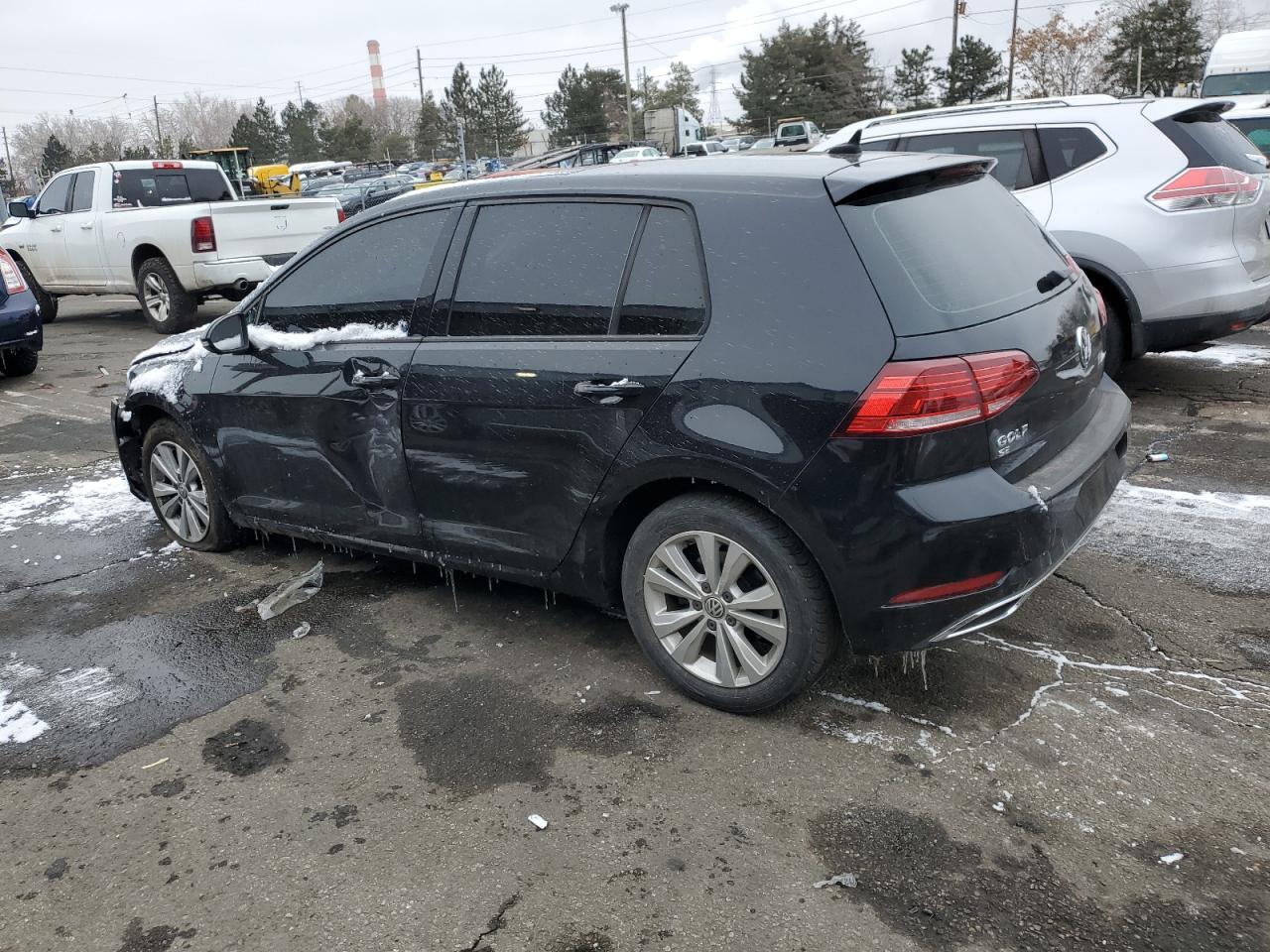 2018 Volkswagen Golf - Image 2